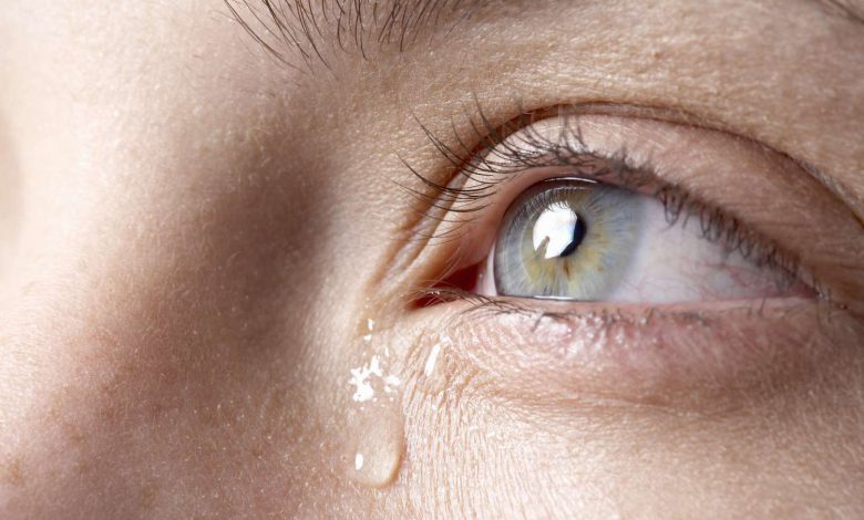 tear falling from woman s eye close up 200239461 001 59da598a6f53ba001044eb61